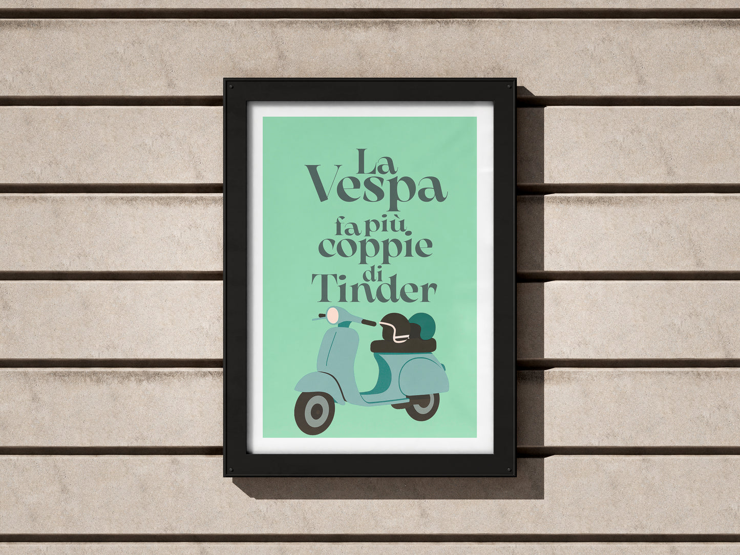 Due caschi e una capanna